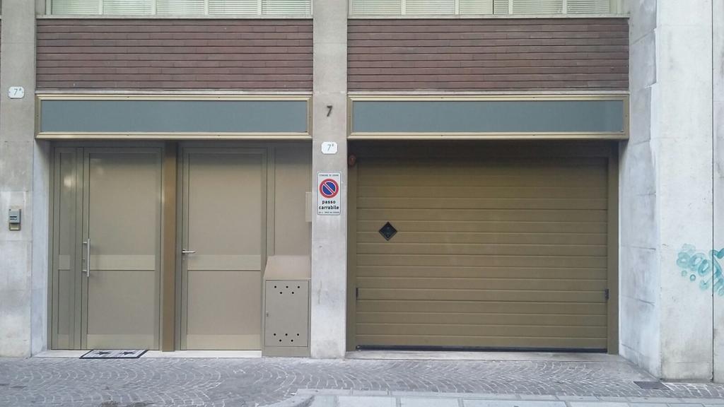 La Casa Di Paolo Apartment Udine Luaran gambar